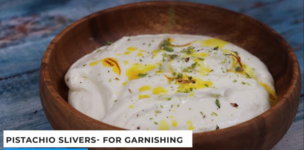 Shrikhand Recipe (स्वादिष्ट दही वाली मिठाई)
